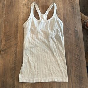 Lululemon Ebb to Street tank